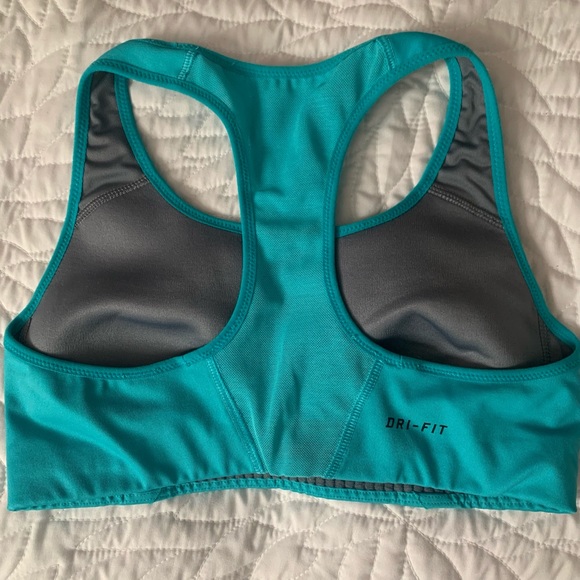 NIKE SPORTA BRA - Size XSmall Excellent Condition - Picture 3 of 5